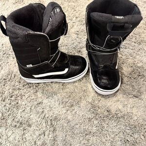 Vans Kids Black and White Snowboarding Boots